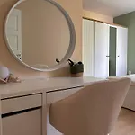 Waveapartment Apartment Warna