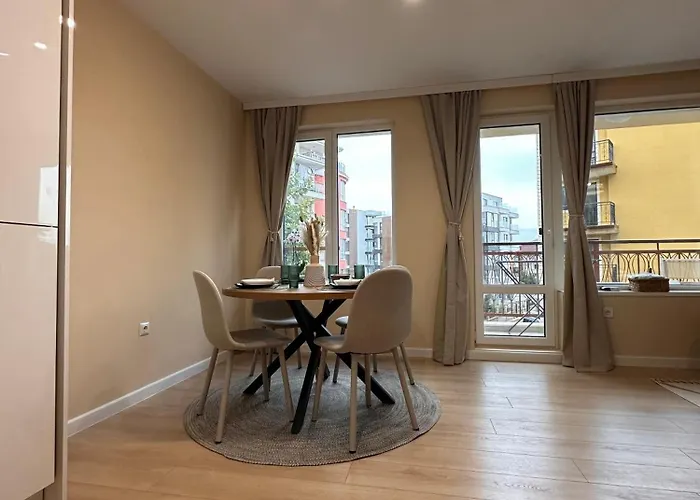 Waveapartment アパート ヴァルナ